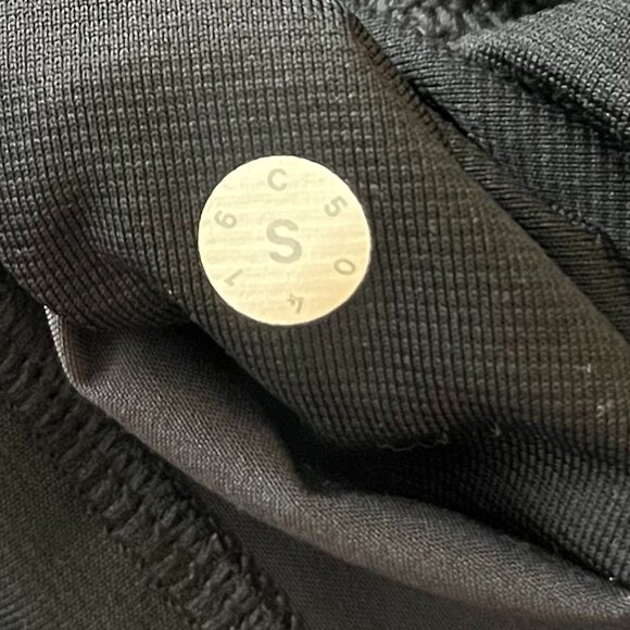 Lululemon License To Train Short 9.5" Linerless Black Small - Picture 6 of 6